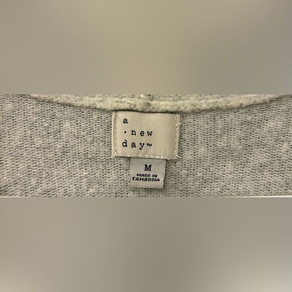 PREOWNED … A NEW DAY “Size: M” Striped Open Front Cardigan - Picture 3 of 3